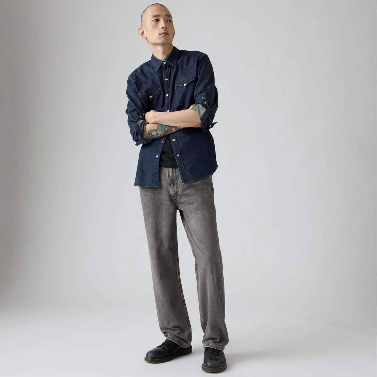 Jeans Hombre 565 Loose Straight Gris Levis